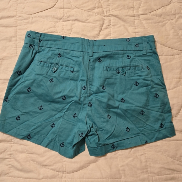 Embroidered Anchor Shorts size 10 green 💚 - Picture 2 of 5
